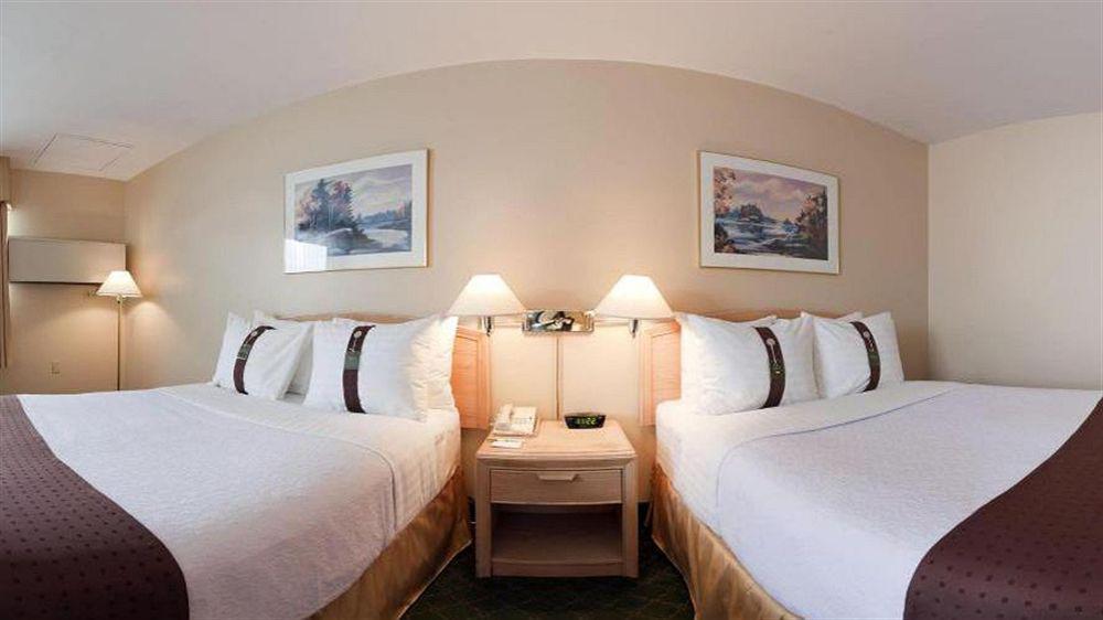 Days By Wyndham Hotel Stephenville